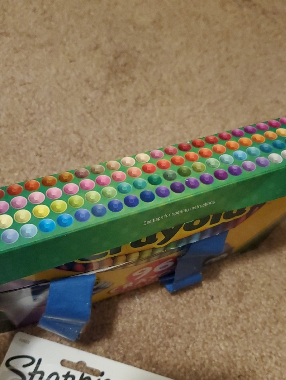 Crayons pack - Picture 2 of 10